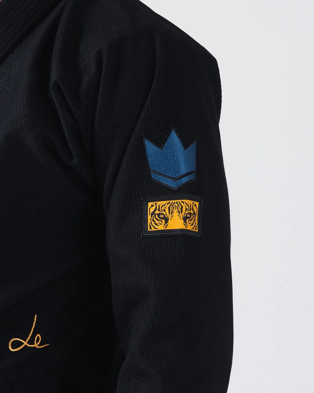 Limited Edition - Legends Never Die Gi