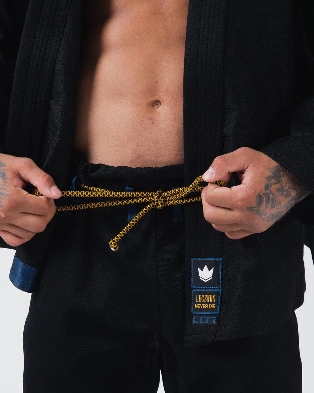 Limited Edition - Legends Never Die Gi