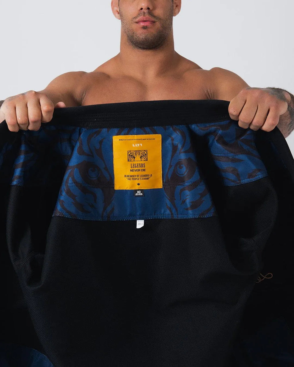 Limited Edition - Legends Never Die Gi